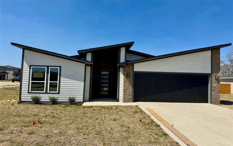 15508 Greenhouse Way, Lindale, TX 75771, 3 Bedrooms Bedrooms, ,2 BathroomsBathrooms,Residential Lease,For Rent,15508 Greenhouse Way,20882824
