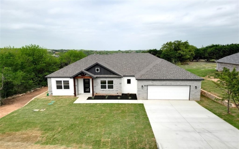 5010 Terlingua Drive, Granbury, TX 76048, 3 Bedrooms Bedrooms, ,2 BathroomsBathrooms,Residential,For Sale,5010 Terlingua Drive,20882829