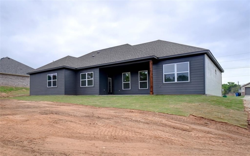 5010 Terlingua Drive, Granbury, TX 76048, 3 Bedrooms Bedrooms, ,2 BathroomsBathrooms,Residential,For Sale,5010 Terlingua Drive,20882829