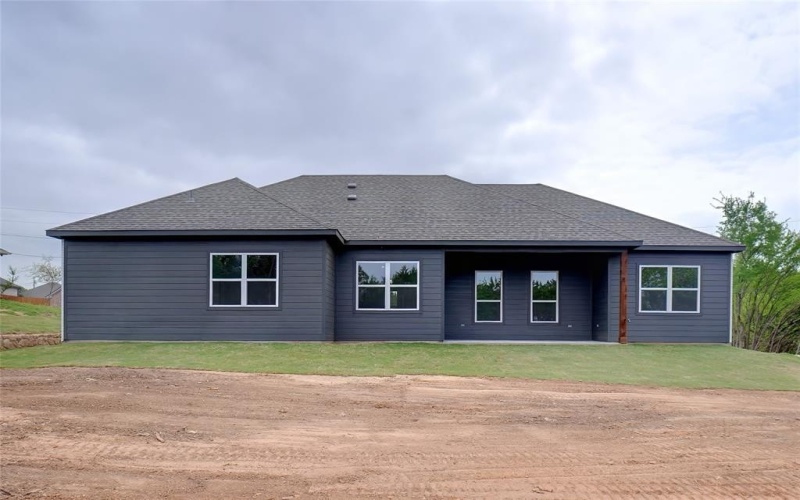 5010 Terlingua Drive, Granbury, TX 76048, 3 Bedrooms Bedrooms, ,2 BathroomsBathrooms,Residential,For Sale,5010 Terlingua Drive,20882829
