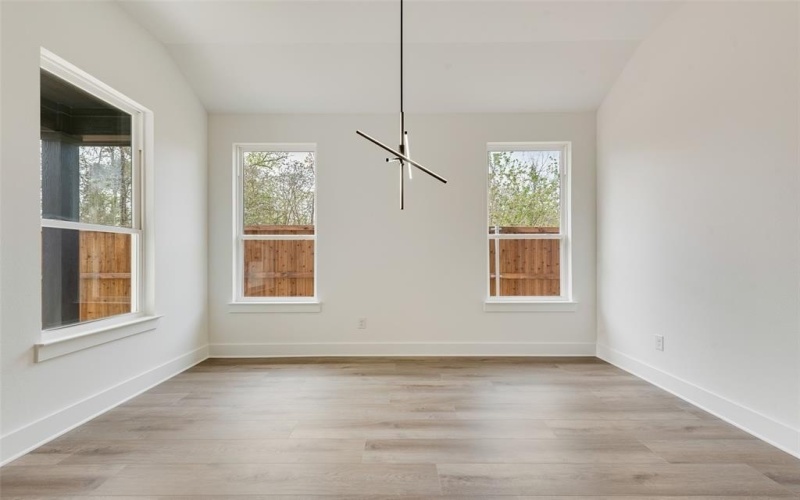 2402 Macon Street, Dallas, TX 75215, 4 Bedrooms Bedrooms, ,2 BathroomsBathrooms,Residential,For Sale,2402 Macon Street,20882872
