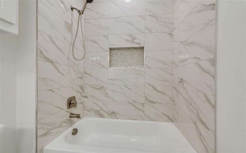 2402 Macon Street, Dallas, TX 75215, 4 Bedrooms Bedrooms, ,2 BathroomsBathrooms,Residential,For Sale,2402 Macon Street,20882872