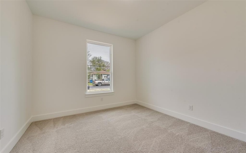 2402 Macon Street, Dallas, TX 75215, 4 Bedrooms Bedrooms, ,2 BathroomsBathrooms,Residential,For Sale,2402 Macon Street,20882872