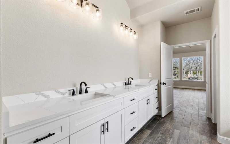 12473 Geraldine Drive, Fort Worth, TX 76126, 4 Bedrooms Bedrooms, ,3 BathroomsBathrooms,Residential,For Sale,12473 Geraldine Drive,20882941