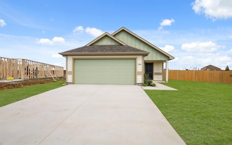 7000 Trestle Street, Fort Worth, TX 76036, 3 Bedrooms Bedrooms, ,2 BathroomsBathrooms,Residential,For Sale,7000 Trestle Street,20882967