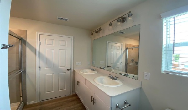 405 S Hopson Street, Van Alstyne, TX 75495, 4 Bedrooms Bedrooms, ,2 BathroomsBathrooms,Residential Lease,For Rent,405 S Hopson Street,20883146