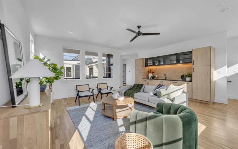 1517 Pecos Street, Dallas, TX 75204, 3 Bedrooms Bedrooms, ,2 BathroomsBathrooms,Residential,For Sale,1517 Pecos Street,20885210