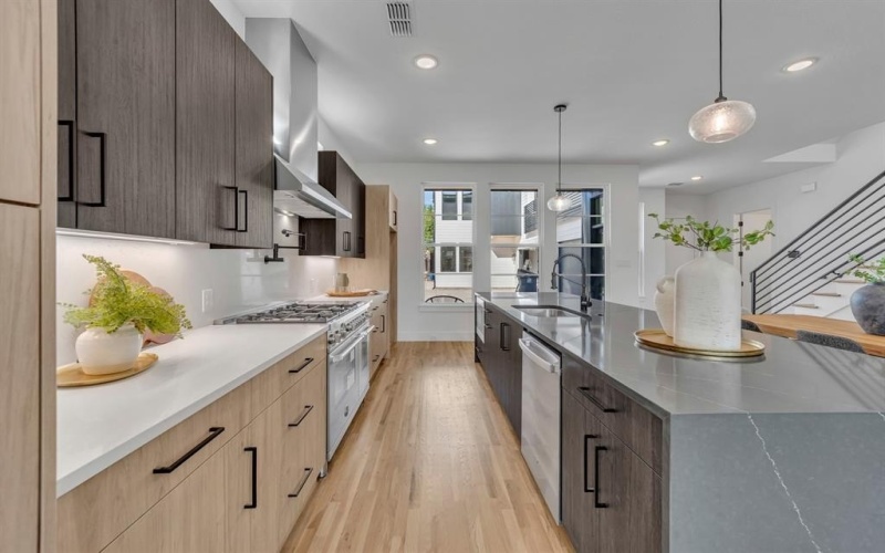 1517 Pecos Street, Dallas, TX 75204, 3 Bedrooms Bedrooms, ,2 BathroomsBathrooms,Residential,For Sale,1517 Pecos Street,20885210