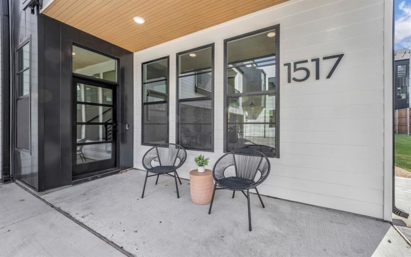 1517 Pecos Street, Dallas, TX 75204, 3 Bedrooms Bedrooms, ,2 BathroomsBathrooms,Residential,For Sale,1517 Pecos Street,20885210
