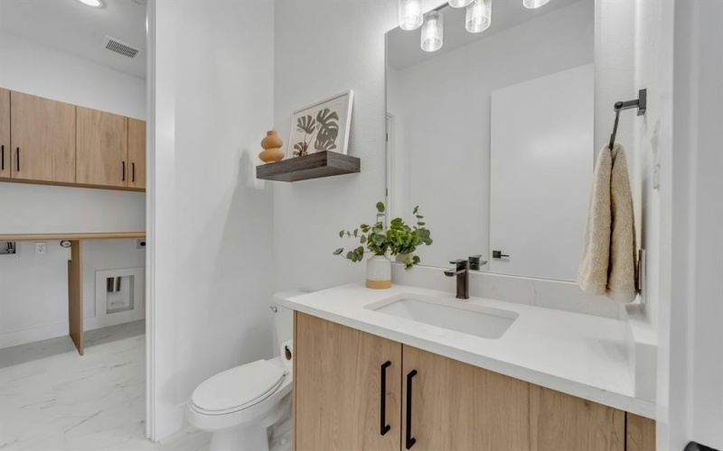 1517 Pecos Street, Dallas, TX 75204, 3 Bedrooms Bedrooms, ,2 BathroomsBathrooms,Residential,For Sale,1517 Pecos Street,20885210