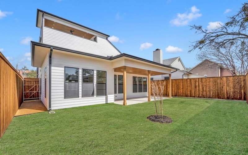 1517 Pecos Street, Dallas, TX 75204, 3 Bedrooms Bedrooms, ,2 BathroomsBathrooms,Residential,For Sale,1517 Pecos Street,20885210