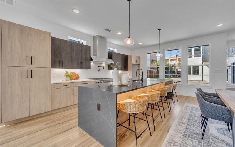 1517 Pecos Street, Dallas, TX 75204, 3 Bedrooms Bedrooms, ,2 BathroomsBathrooms,Residential,For Sale,1517 Pecos Street,20885210
