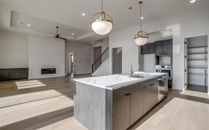 213 Lantern Ridge Drive, Aledo, TX 76008, 4 Bedrooms Bedrooms, ,5 BathroomsBathrooms,Residential,For Sale,213 Lantern Ridge Drive,20885276