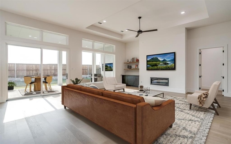 213 Lantern Ridge Drive, Aledo, TX 76008, 4 Bedrooms Bedrooms, ,5 BathroomsBathrooms,Residential,For Sale,213 Lantern Ridge Drive,20885276