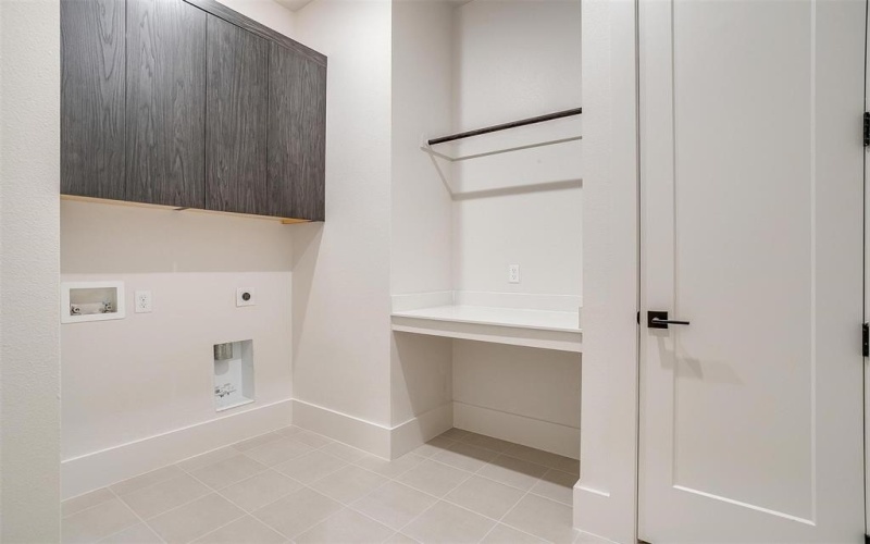 213 Lantern Ridge Drive, Aledo, TX 76008, 4 Bedrooms Bedrooms, ,5 BathroomsBathrooms,Residential,For Sale,213 Lantern Ridge Drive,20885276