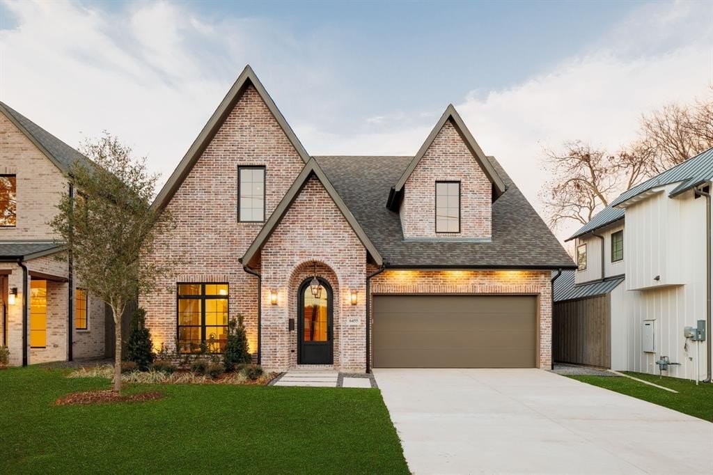 6455 Trammel Drive, Dallas, TX 75214, 4 Bedrooms Bedrooms, ,5 BathroomsBathrooms,Residential,For Sale,6455 Trammel Drive,20885388
