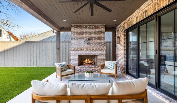 6455 Trammel Drive, Dallas, TX 75214, 4 Bedrooms Bedrooms, ,5 BathroomsBathrooms,Residential,For Sale,6455 Trammel Drive,20885388