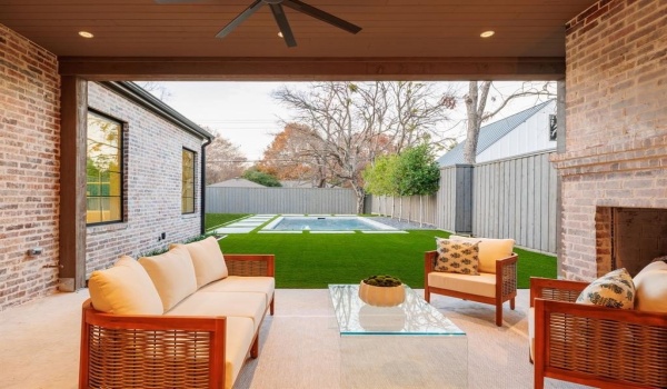 6455 Trammel Drive, Dallas, TX 75214, 4 Bedrooms Bedrooms, ,5 BathroomsBathrooms,Residential,For Sale,6455 Trammel Drive,20885388