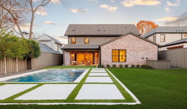 6455 Trammel Drive, Dallas, TX 75214, 4 Bedrooms Bedrooms, ,5 BathroomsBathrooms,Residential,For Sale,6455 Trammel Drive,20885388