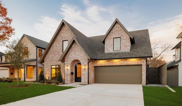 6455 Trammel Drive, Dallas, TX 75214, 4 Bedrooms Bedrooms, ,5 BathroomsBathrooms,Residential,For Sale,6455 Trammel Drive,20885388