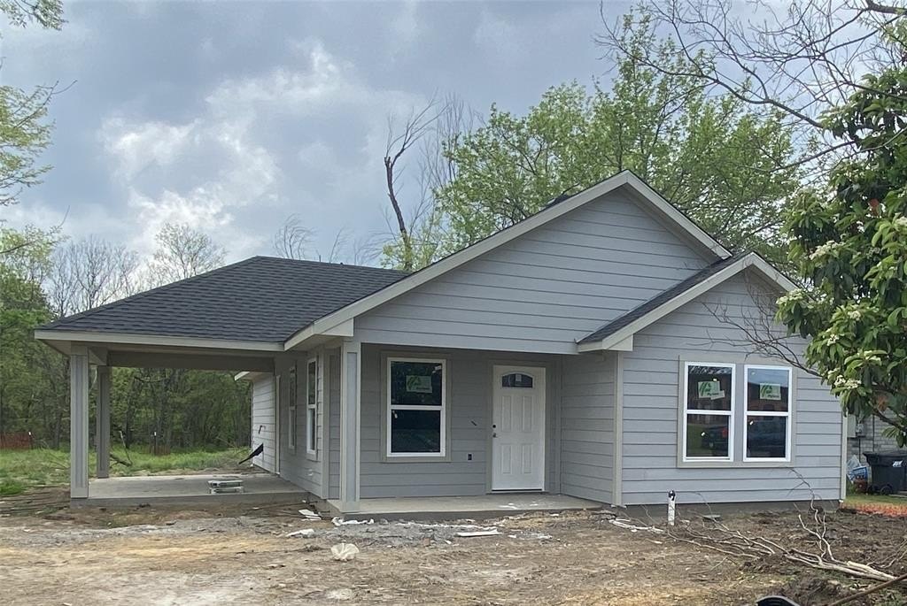 115 E 13th Avenue, Corsicana, TX 75110, 3 Bedrooms Bedrooms, ,2 BathroomsBathrooms,Residential,For Sale,115 E 13th Avenue,20885560