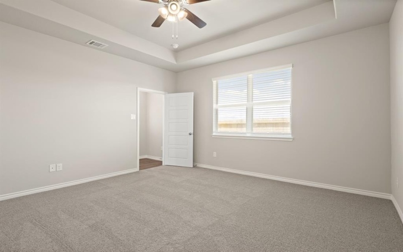 6944 Night Owl Lane, Fort Worth, TX 76036, 5 Bedrooms Bedrooms, ,3 BathroomsBathrooms,Residential,For Sale,6944 Night Owl Lane,20885575