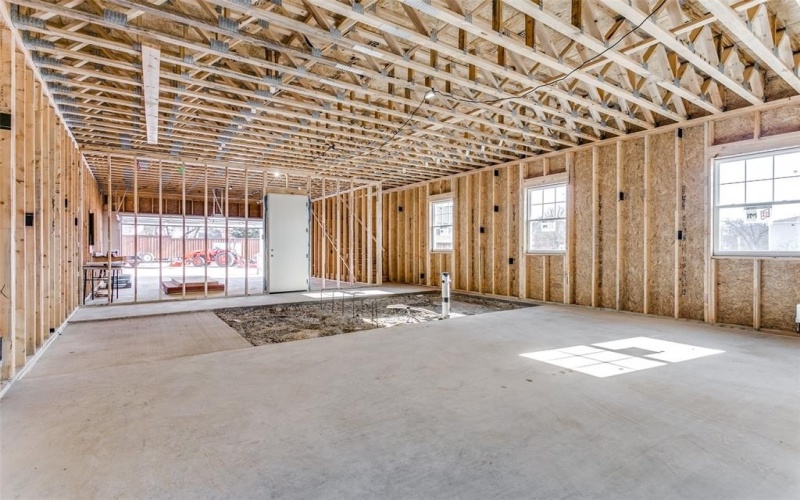 560e S Coppell Road, Coppell, TX 75019, 4 Bedrooms Bedrooms, ,3 BathroomsBathrooms,Residential,For Sale,560e S Coppell Road,20885654