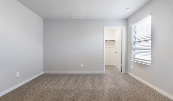 2704 Big Bend Mews, Corinth, TX 76209, 3 Bedrooms Bedrooms, ,2 BathroomsBathrooms,Residential,For Sale,2704 Big Bend Mews,20884934