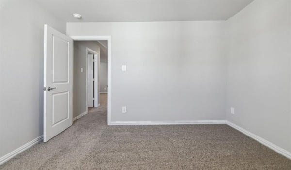2704 Big Bend Mews, Corinth, TX 76209, 3 Bedrooms Bedrooms, ,2 BathroomsBathrooms,Residential,For Sale,2704 Big Bend Mews,20884934