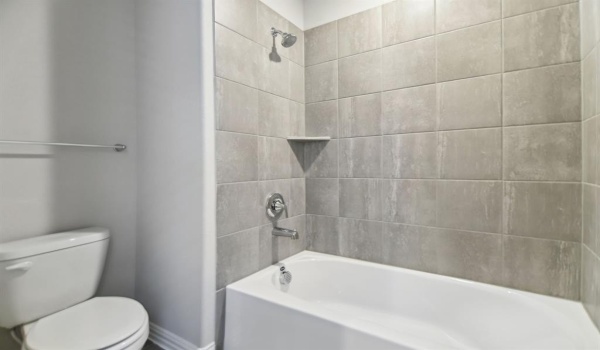 2704 Big Bend Mews, Corinth, TX 76209, 3 Bedrooms Bedrooms, ,2 BathroomsBathrooms,Residential,For Sale,2704 Big Bend Mews,20884934