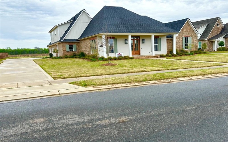 637 Caledonia Drive, Bossier City, LA 71111, 5 Habitaciones Habitaciones , ,3 BañosBaños,Residential,En Venta,637 Caledonia Drive,20884943