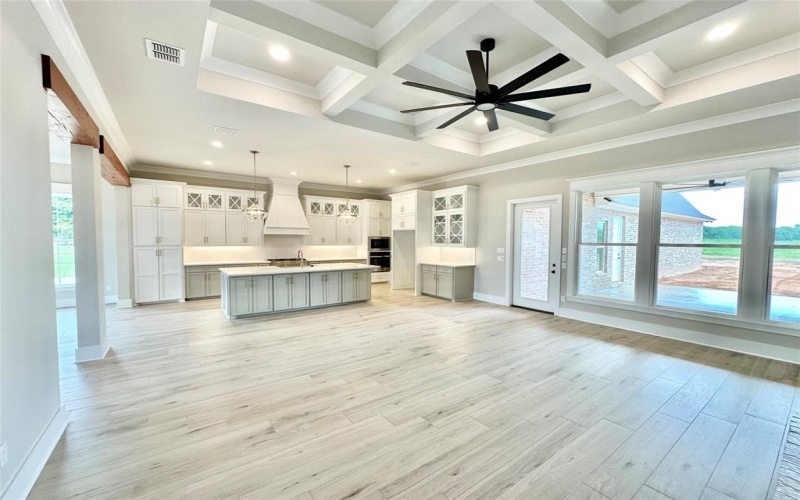 637 Caledonia Drive, Bossier City, LA 71111, 5 Habitaciones Habitaciones , ,3 BañosBaños,Residential,En Venta,637 Caledonia Drive,20884943
