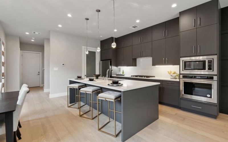 2228 Wycliff Avenue, Dallas, TX 75219, 3 Bedrooms Bedrooms, ,3 BathroomsBathrooms,Residential,For Sale,2228 Wycliff Avenue,20885063