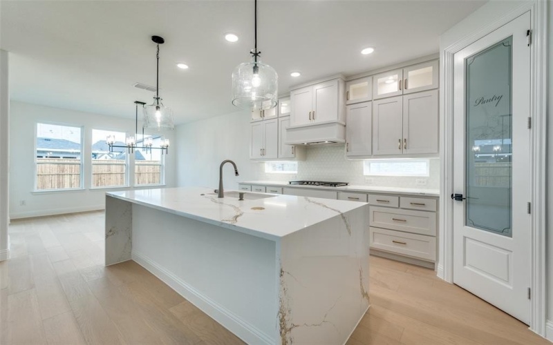 11472 Finch Hattons Drive, Frisco, TX 75035, 4 Bedrooms Bedrooms, ,3 BathroomsBathrooms,Residential,For Sale,11472 Finch Hattons Drive,20885082