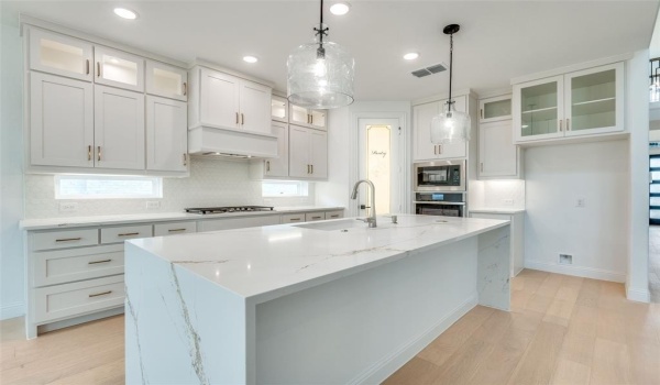 11472 Finch Hattons Drive, Frisco, TX 75035, 4 Bedrooms Bedrooms, ,3 BathroomsBathrooms,Residential,For Sale,11472 Finch Hattons Drive,20885082