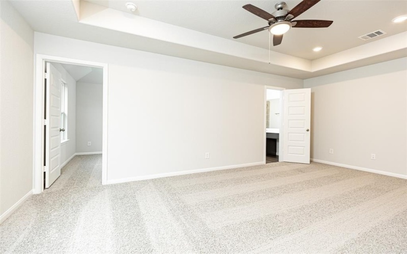 9236 Kansas Pacific Drive, Fort Worth, TX 76036, 5 Bedrooms Bedrooms, ,5 BathroomsBathrooms,Residential,For Sale,9236 Kansas Pacific Drive,20885711