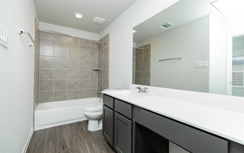 9236 Kansas Pacific Drive, Fort Worth, TX 76036, 5 Bedrooms Bedrooms, ,5 BathroomsBathrooms,Residential,For Sale,9236 Kansas Pacific Drive,20885711
