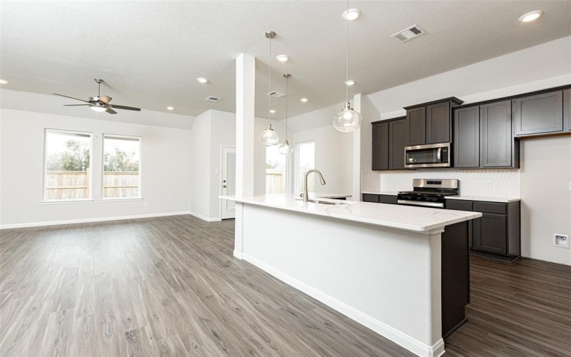 9236 Kansas Pacific Drive, Fort Worth, TX 76036, 5 Bedrooms Bedrooms, ,5 BathroomsBathrooms,Residential,For Sale,9236 Kansas Pacific Drive,20885711
