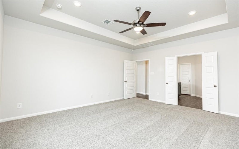 9236 Kansas Pacific Drive, Fort Worth, TX 76036, 5 Bedrooms Bedrooms, ,5 BathroomsBathrooms,Residential,For Sale,9236 Kansas Pacific Drive,20885711