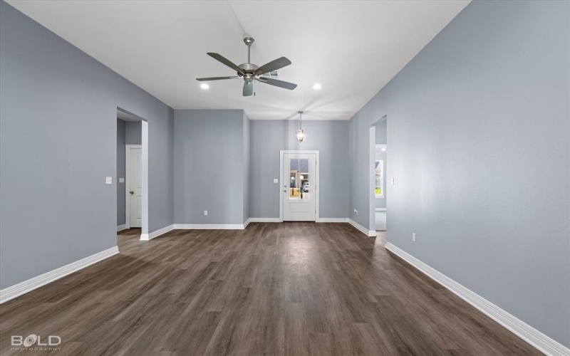 340 Grand Rue, Shreveport, LA 71106, 4 Bedrooms Bedrooms, ,2 BathroomsBathrooms,Residential,For Sale,340 Grand Rue,20885876