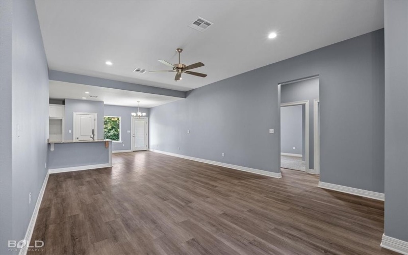 340 Grand Rue, Shreveport, LA 71106, 4 Bedrooms Bedrooms, ,2 BathroomsBathrooms,Residential,For Sale,340 Grand Rue,20885876