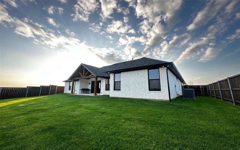 1805 Sudbury Drive, Cleburne, TX 76033, 4 Bedrooms Bedrooms, ,2 BathroomsBathrooms,Residential,For Sale,1805 Sudbury Drive,20886180
