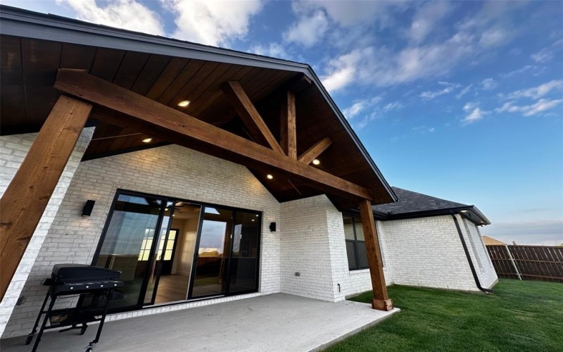 1805 Sudbury Drive, Cleburne, TX 76033, 4 Bedrooms Bedrooms, ,2 BathroomsBathrooms,Residential,For Sale,1805 Sudbury Drive,20886180