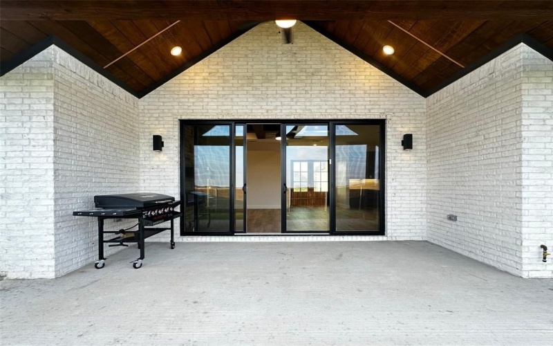 1805 Sudbury Drive, Cleburne, TX 76033, 4 Bedrooms Bedrooms, ,2 BathroomsBathrooms,Residential,For Sale,1805 Sudbury Drive,20886180