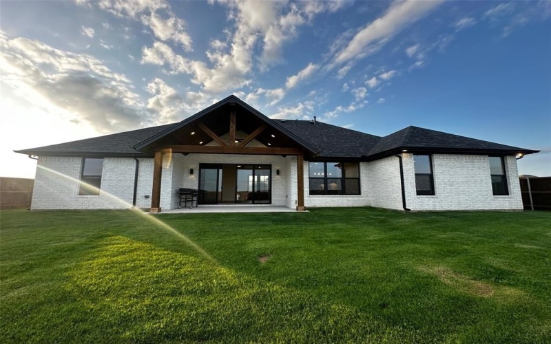 1805 Sudbury Drive, Cleburne, TX 76033, 4 Bedrooms Bedrooms, ,2 BathroomsBathrooms,Residential,For Sale,1805 Sudbury Drive,20886180