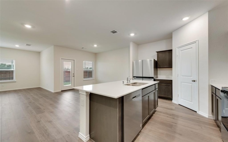124 Labein Avenue, Greenville, TX 75402, 4 Bedrooms Bedrooms, ,3 BathroomsBathrooms,Residential Lease,For Rent,124 Labein Avenue,20886187