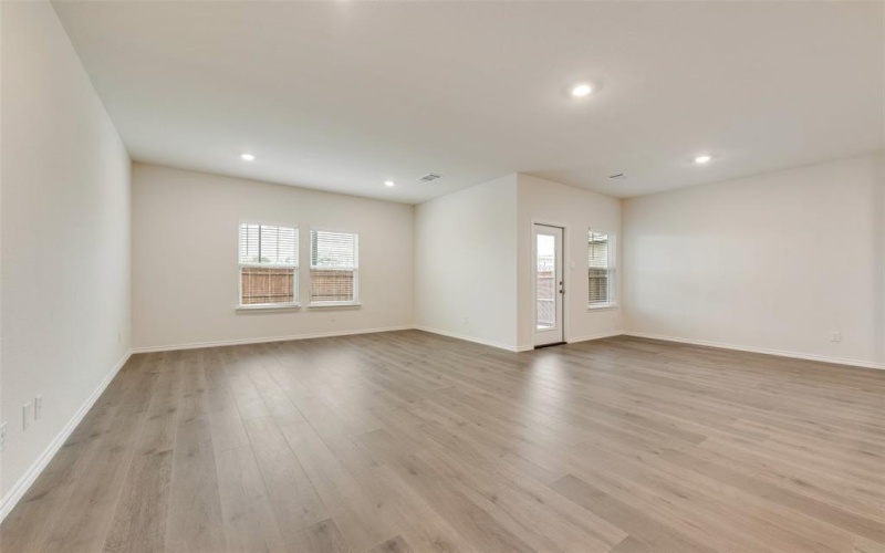 124 Labein Avenue, Greenville, TX 75402, 4 Bedrooms Bedrooms, ,3 BathroomsBathrooms,Residential Lease,For Rent,124 Labein Avenue,20886187