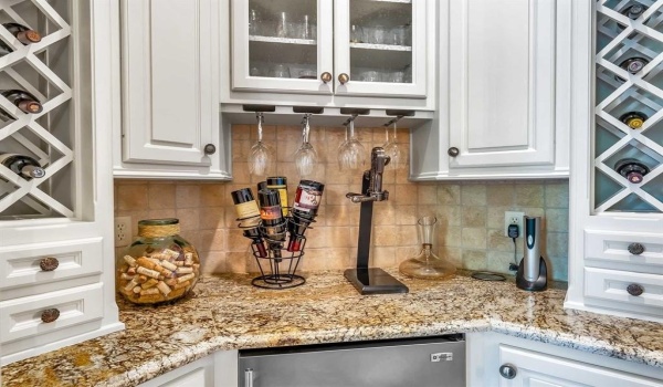 606 W Grande Boulevard, Tyler, TX 75703, 4 Habitaciones Habitaciones , ,6 BañosBaños,Residential,En Venta,606 W Grande Boulevard,20886291