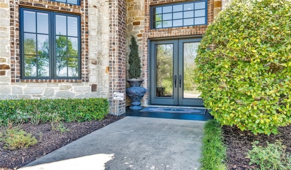606 W Grande Boulevard, Tyler, TX 75703, 4 Habitaciones Habitaciones , ,6 BañosBaños,Residential,En Venta,606 W Grande Boulevard,20886291