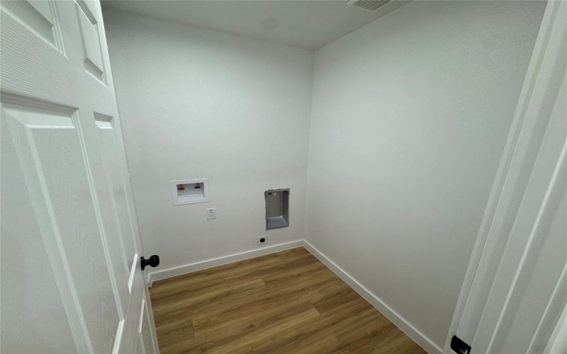2017 May Street, Fort Worth, TX 76110, 3 Habitaciones Habitaciones , ,2 BañosBaños,Residential Lease,En Alquiler,2017 May Street,20887657